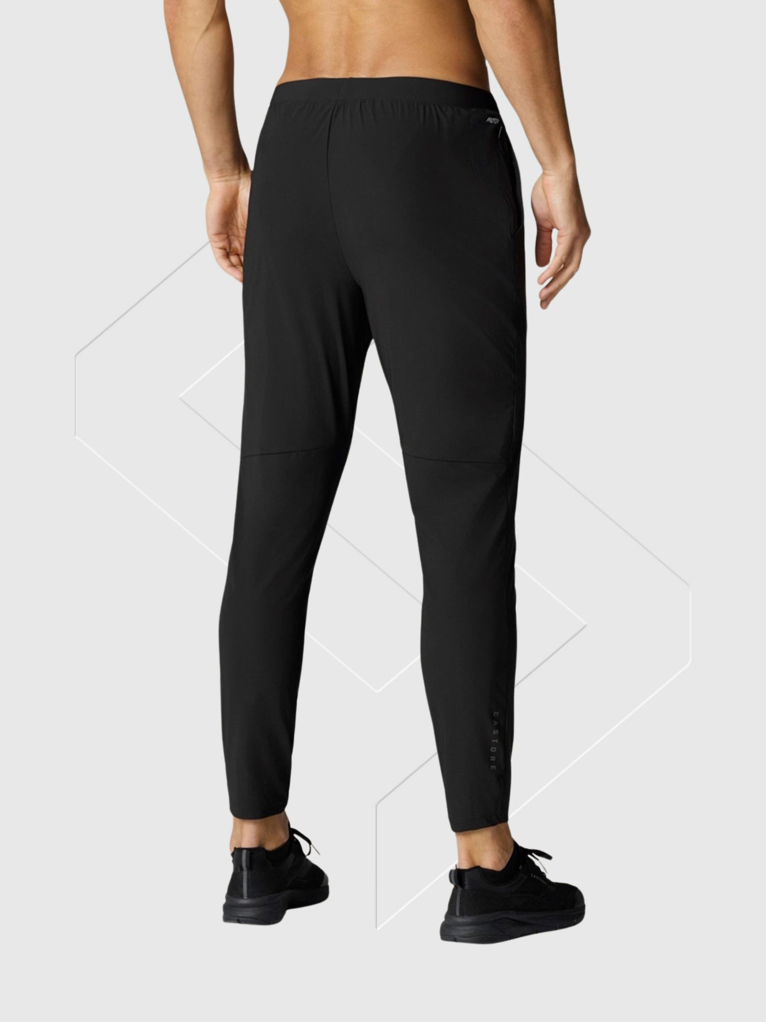 Castore Tech Training Pants Black/Gunmetal from Saxumo.com