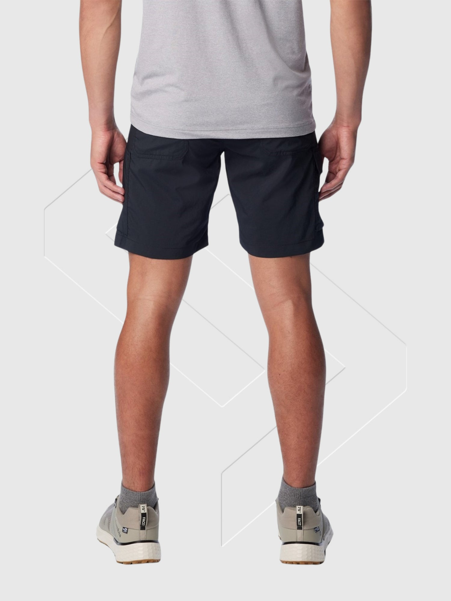 Columbia Silver Ridge Utility Cargo Short Black from Saxumo.com