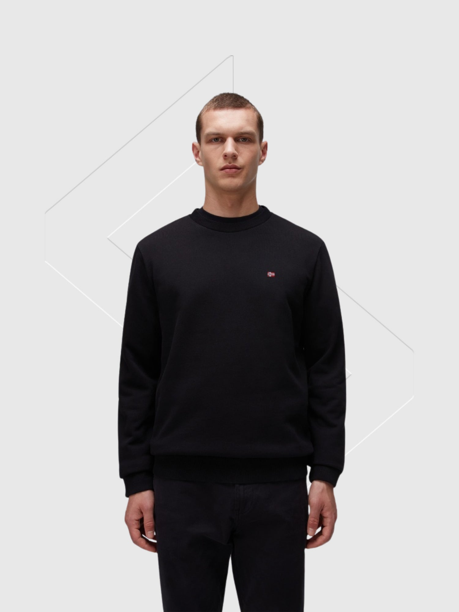 Napapijri Balis Malis Crew/Sweat Pant Black from Saxumo