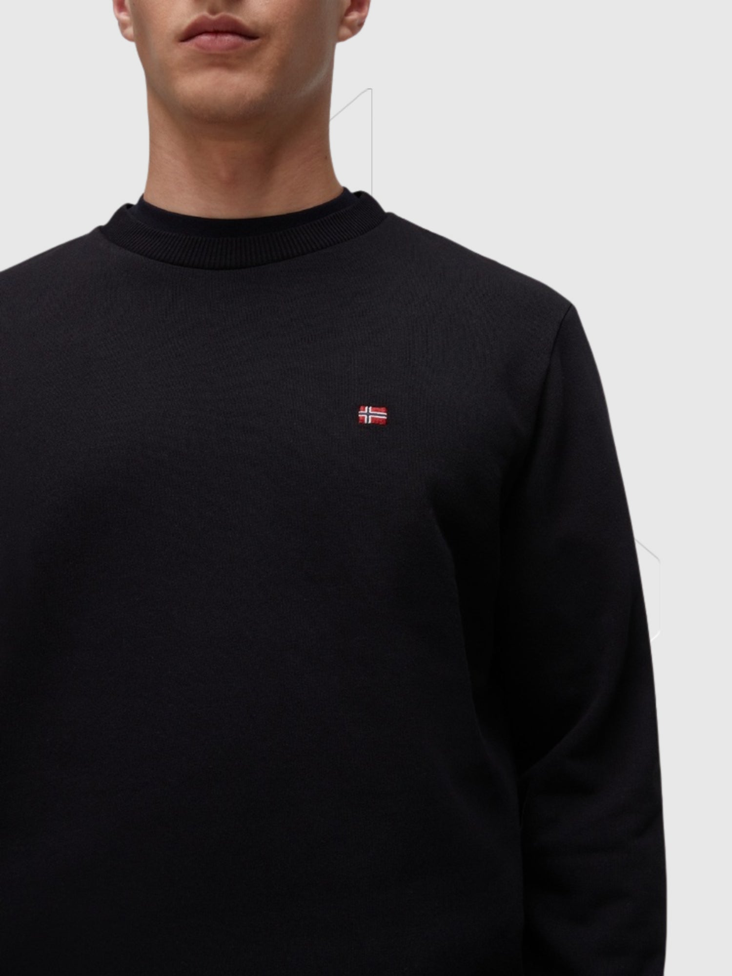 Napapijri Balis Crew Black from Saxumo.com