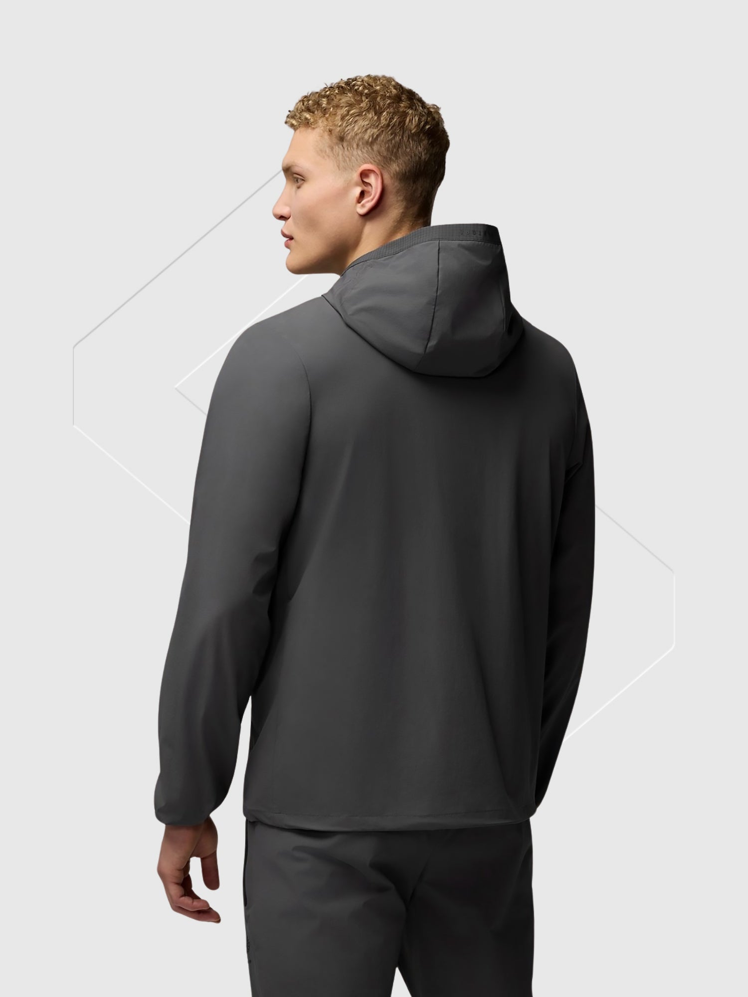 Castore Lightweight Flex Jacket Gunmetal/Black from Saxumo.com