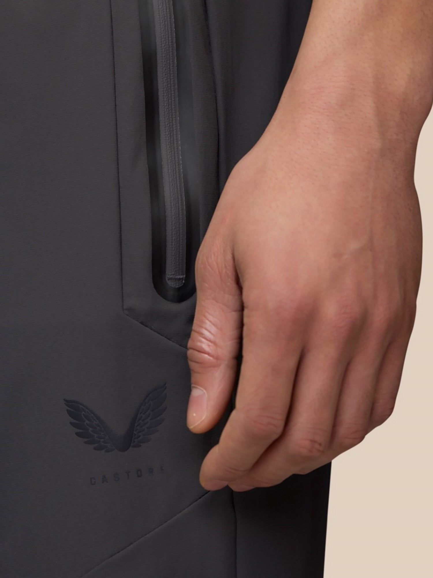 Castore Flex Lightweight Joggers Gunmetal/Black from Saxumo.com