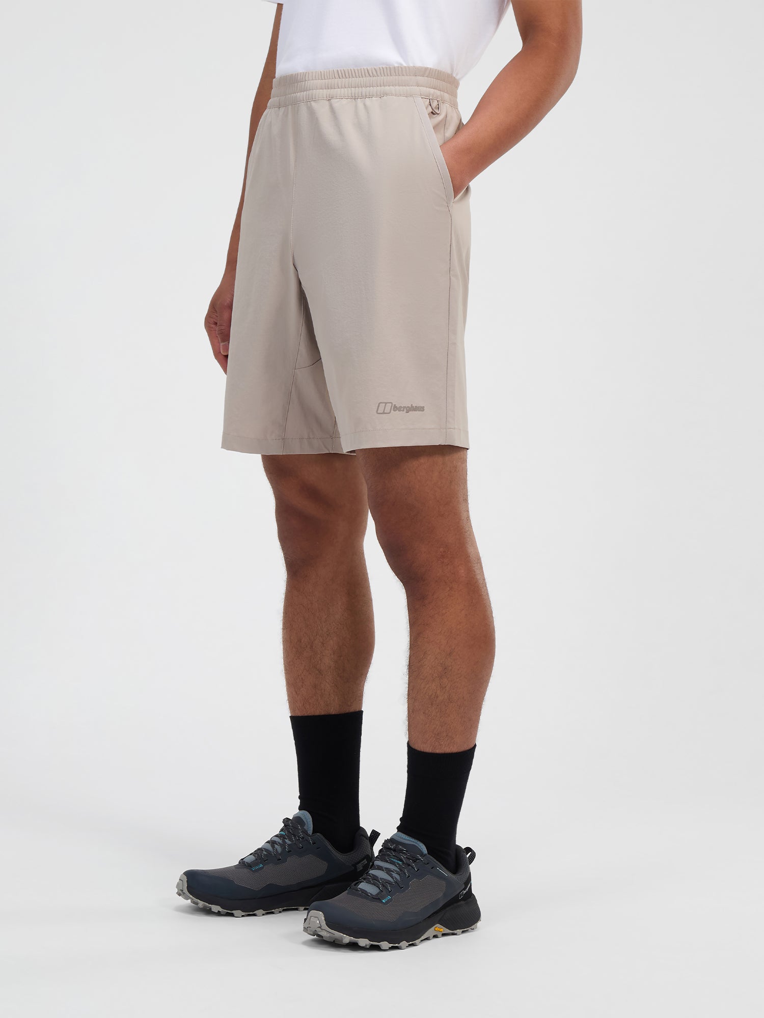 Berghaus Wandermoor Wind Short Light Grey from Saxumo.com