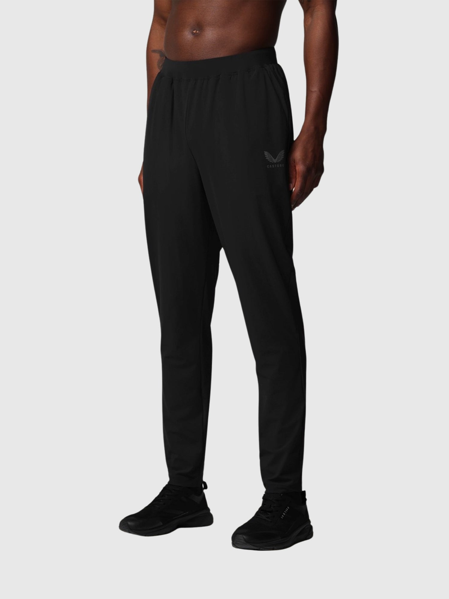 Castore Tech Training Pant Black/Gunmetal from Saxumo.com