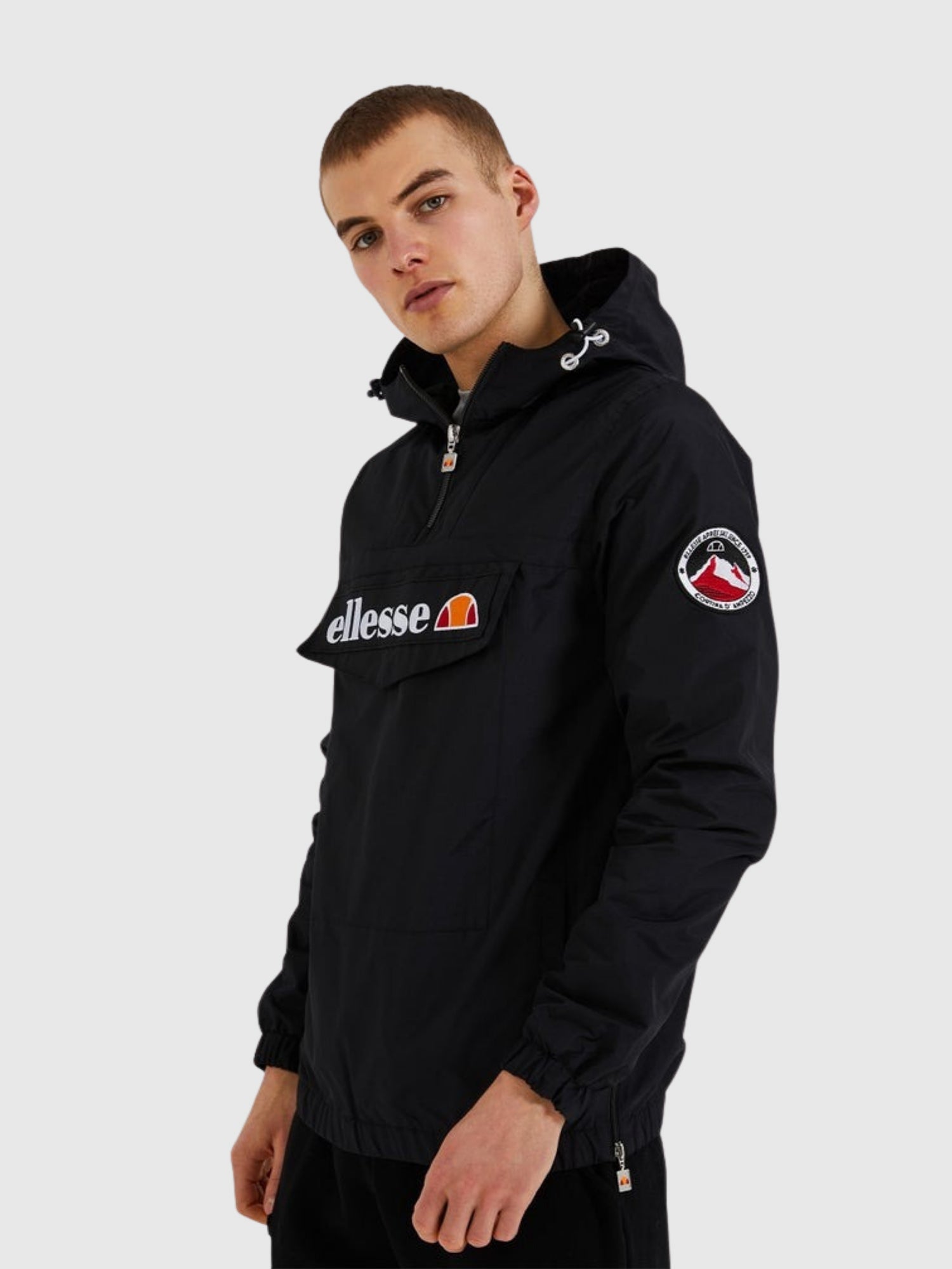 Ellesse Mount 2 OH Jacket Anthracite from Saxumo.com