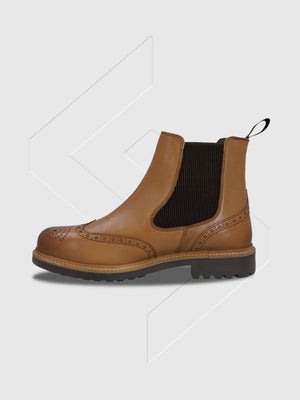 Hunter Cawdor Brogue Dealer Boot Tan from Saxumo.com