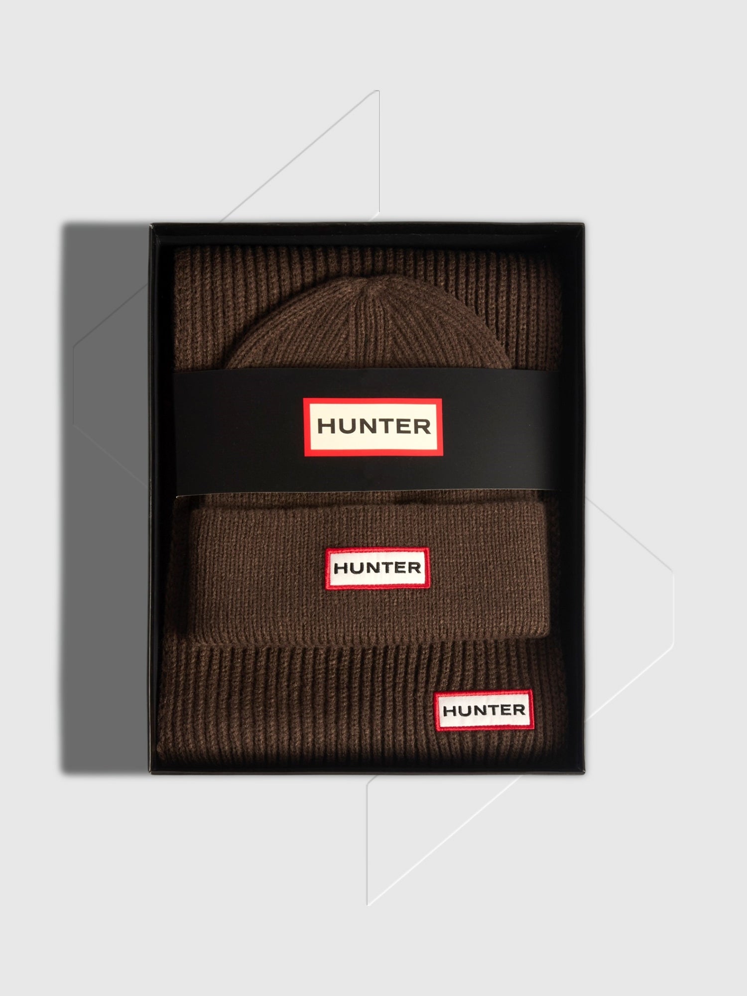 Hunter Jura Scarf and Beanie Hat Set Chocolate Brown from Saxumo.com