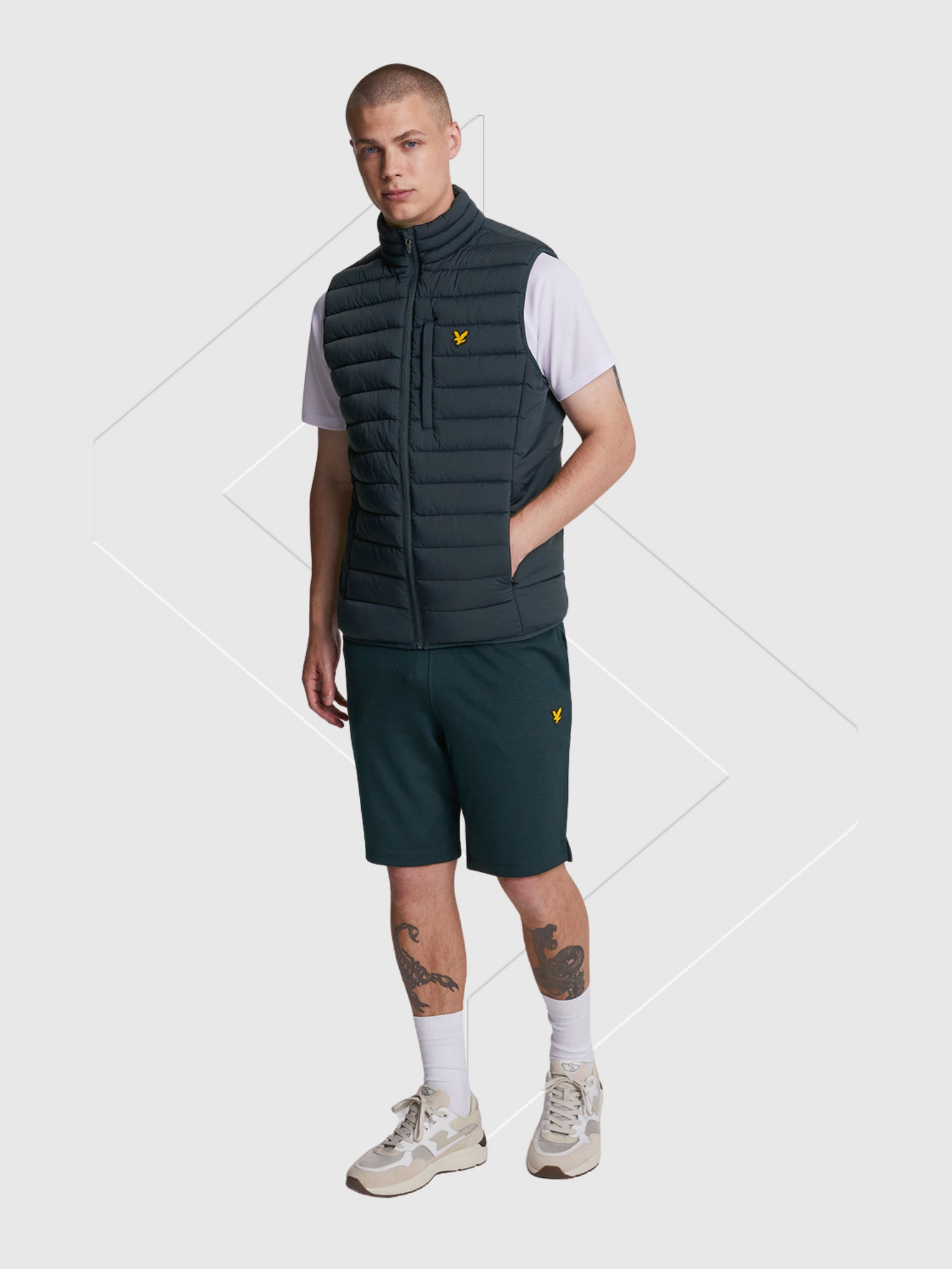 Lyle And Scott Stretch Lightweight Quilted Gilet Dark Navy from Saxumo.com