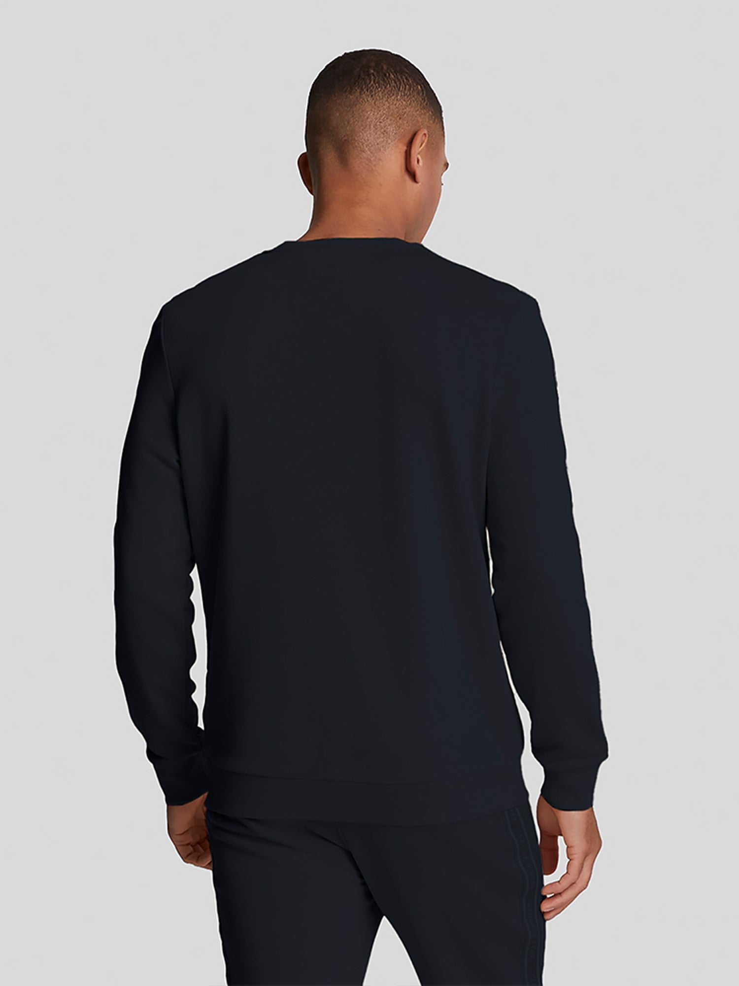 Lyle and Scott Tape Crew Neck Jet Black from Saxumo