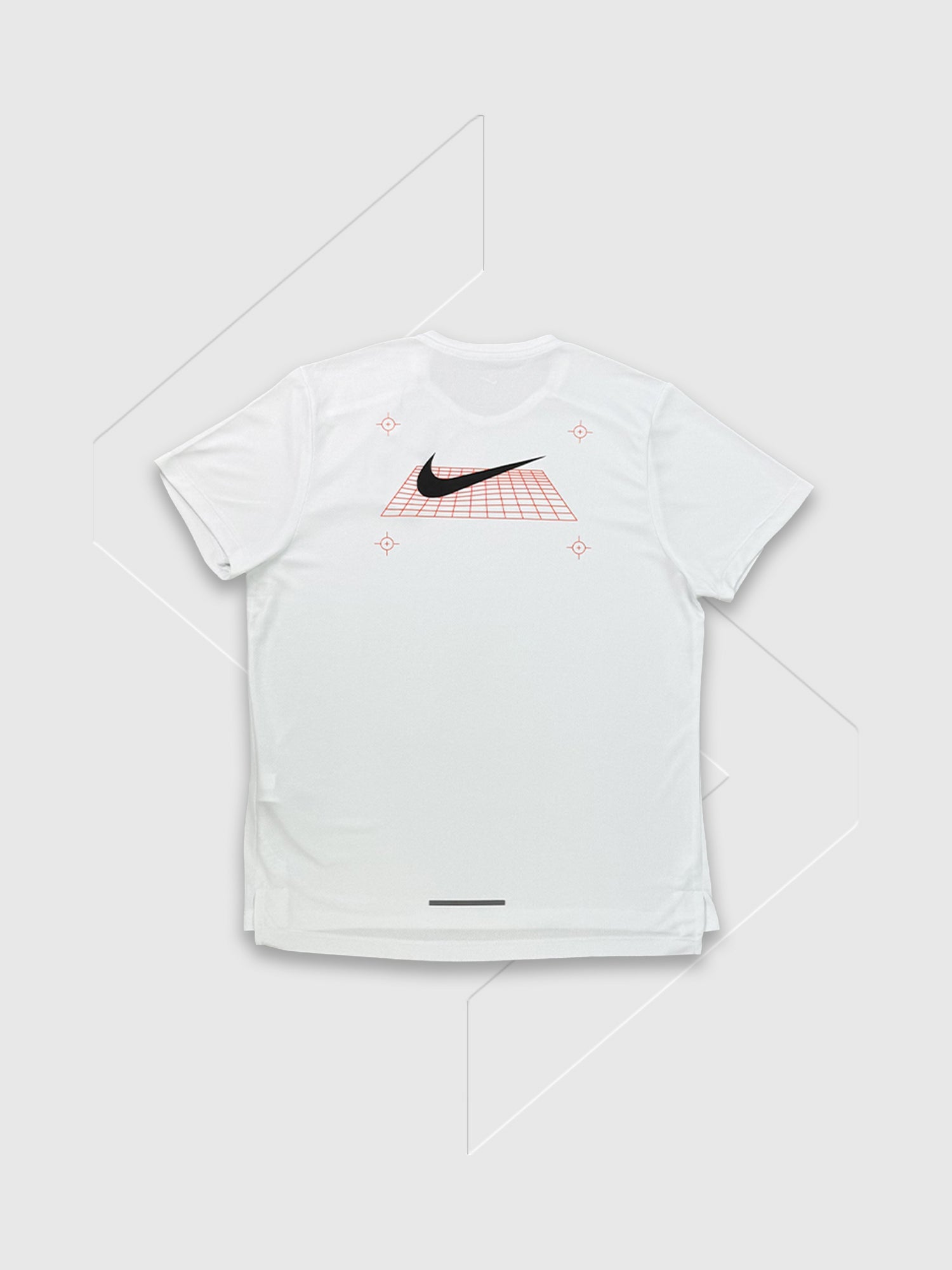 Nike Miler Short Sleeve Graphic Running Challenger T-shirt/Short Set White/Black from Saxumo