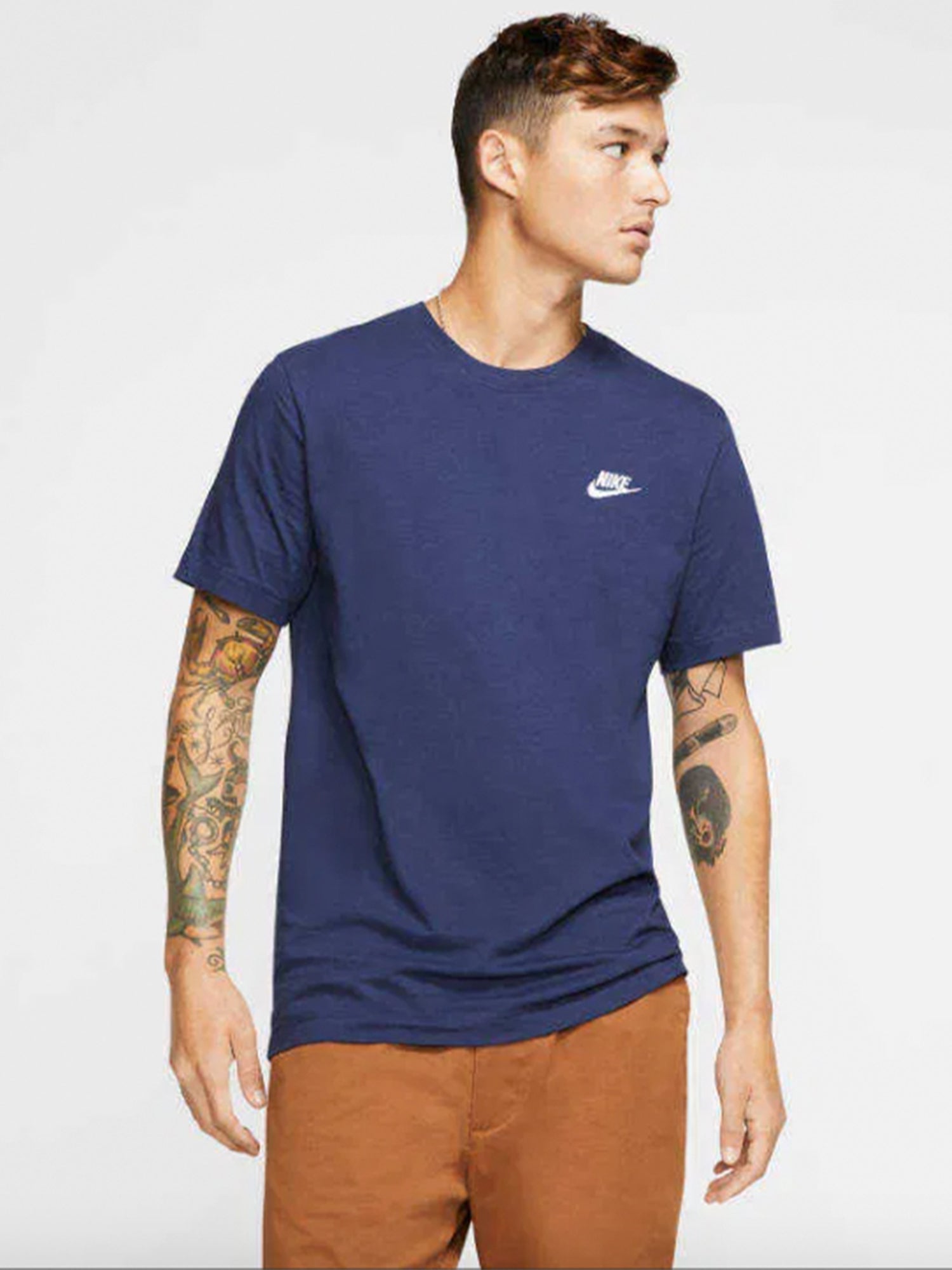 Nike Sportwear Club T-shirt Navy Blue from Saxumo