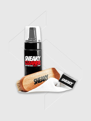 Sneaky Cleaner Kit from Saxumo