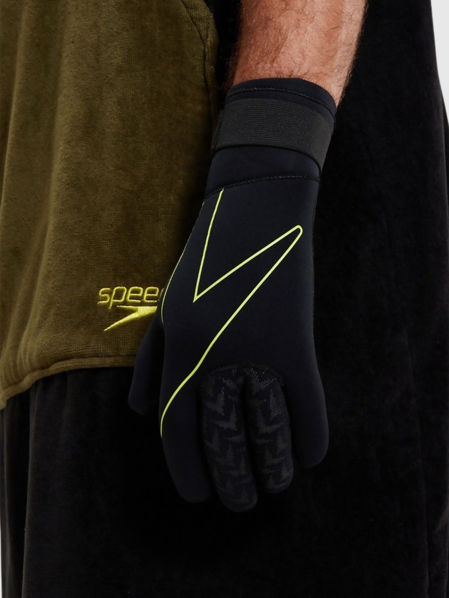 Speedo Open Water Neoprene Swimming Gloves Black/Yellow from Saxumo.com