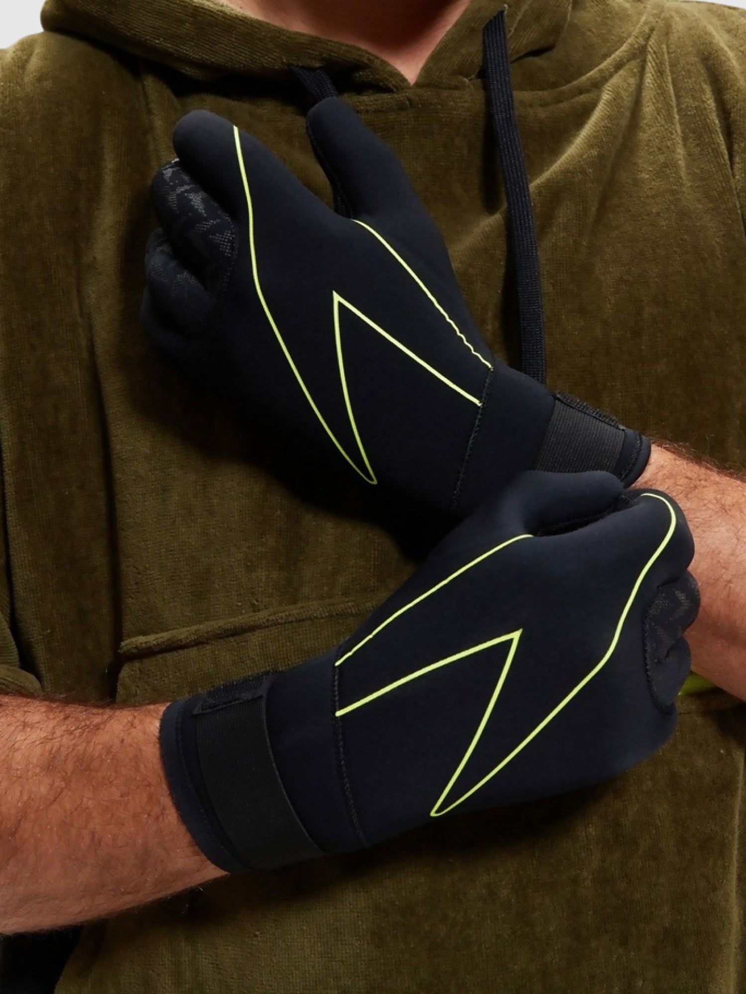 Speedo Open Water Neoprene Swimming Gloves Black/Yellow from Saxumo.com