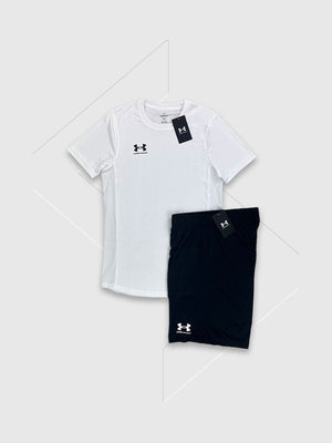 Under Armour Challenger T-shirt/Short Set White/Black from Saxumo