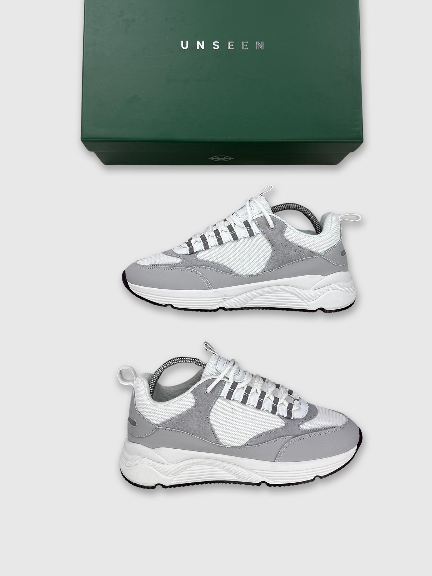 Unseen Clarn Grey/White from Saxumo.com