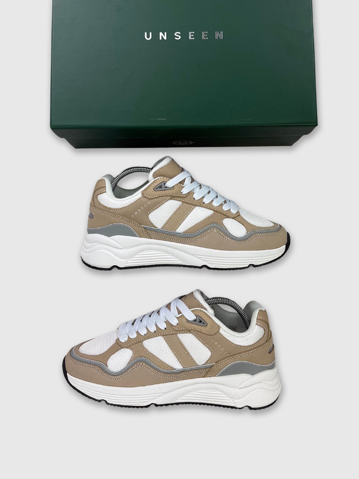 Unseen Runa Beige/Grey/White from Saxumo.com