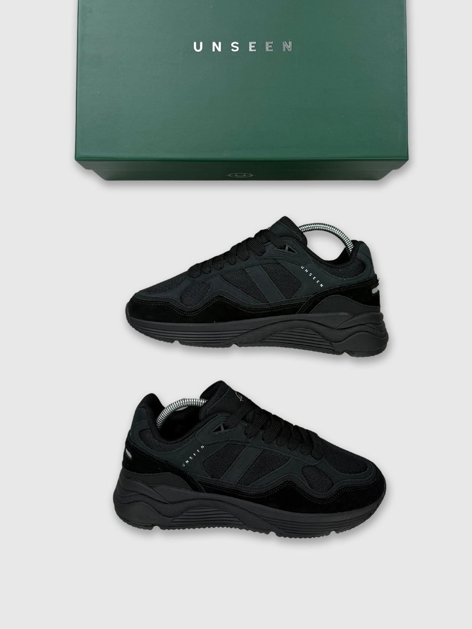 Unseen Runa Black/Black from Saxumo.com